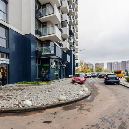 Новые Светлые Апартаменты Метро Славутич Kijev Kültér fotó